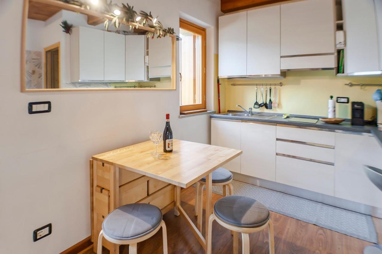 Allo Villo Lovely Apartment Ostana Exterior photo
